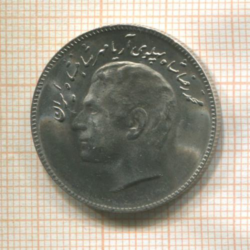 795