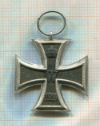 Железный крест 2 ст. Германия 1-я Мировая Война (на верхнем луче у кольца, слева, серебряные пластины немного расходятся)