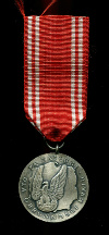 Медаль за заслуги . Польша
