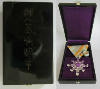 Орден Священного Сокровища 8-й класс.С фрачником. Япония (В оригинальном футляре)